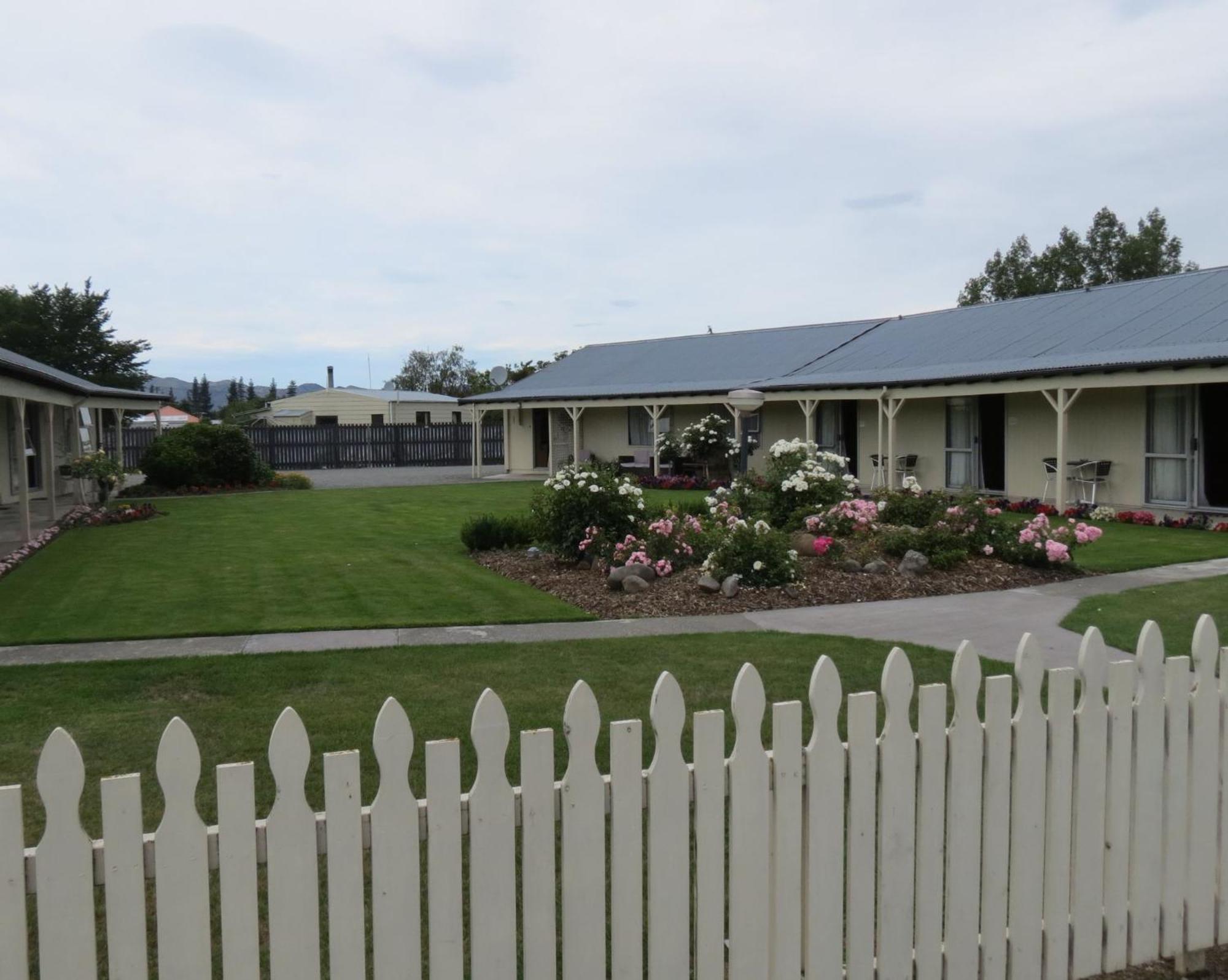 Culverden Court Motel ภายนอก รูปภาพ